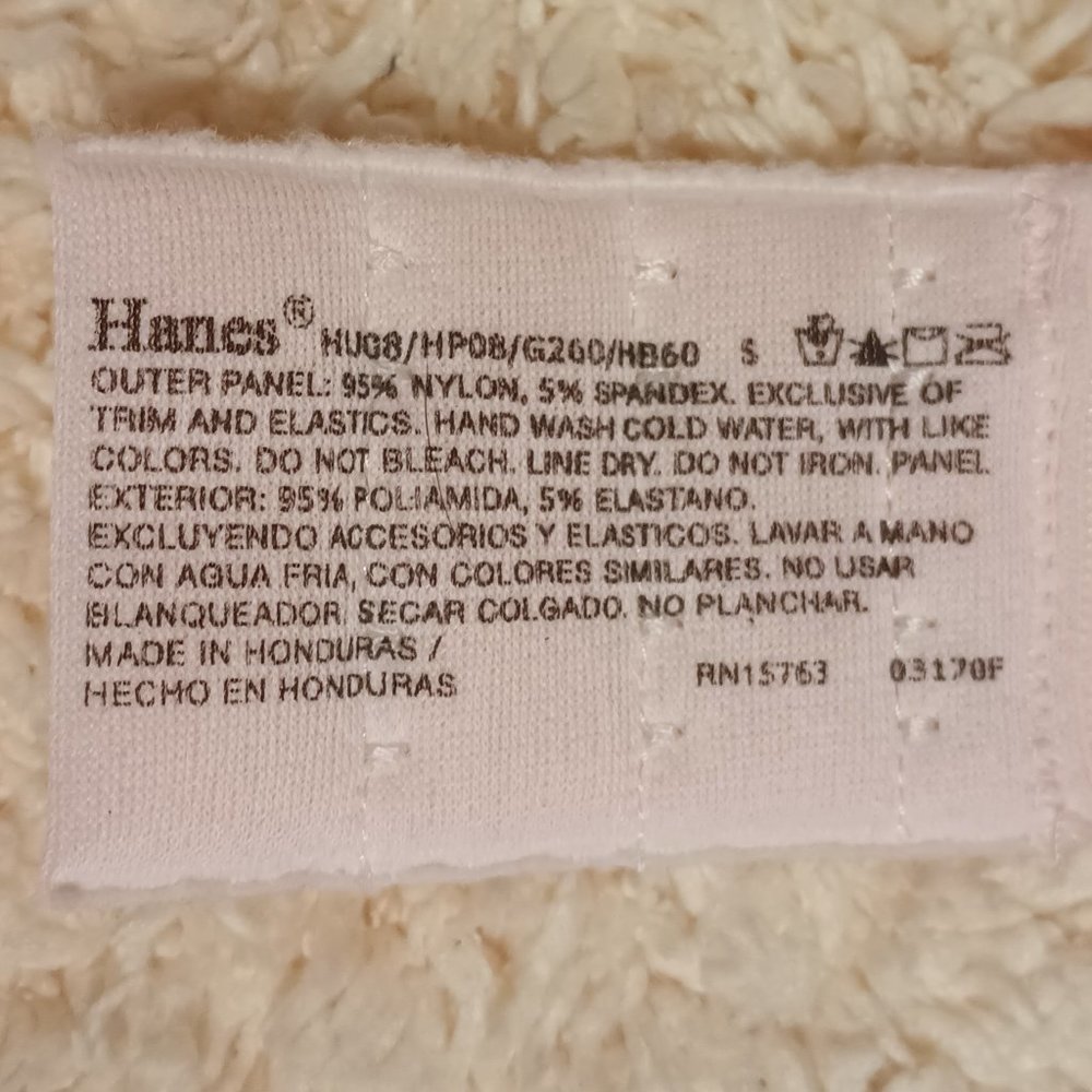 NWT~Hanes' Comfort-Flex Fit Women's Oh So Light Wireless Bra w/ Comfort ⦠- Picture 2 of 6